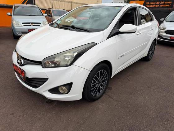 HYUNDAI HB20 1.6 COMFORT PLUS 16V FLEX 4P AUTOMÁTICO